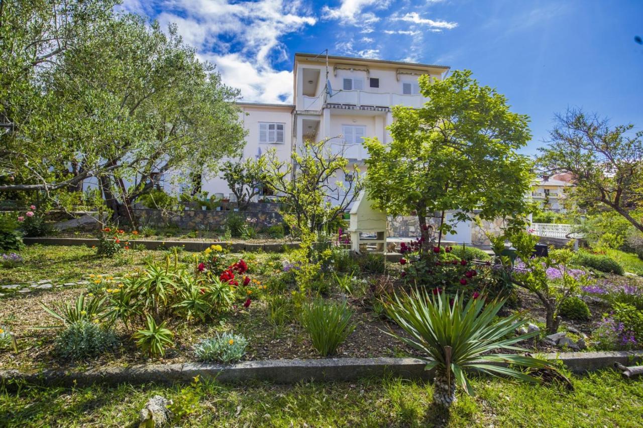 Rooms Padovan Banjol Εξωτερικό φωτογραφία