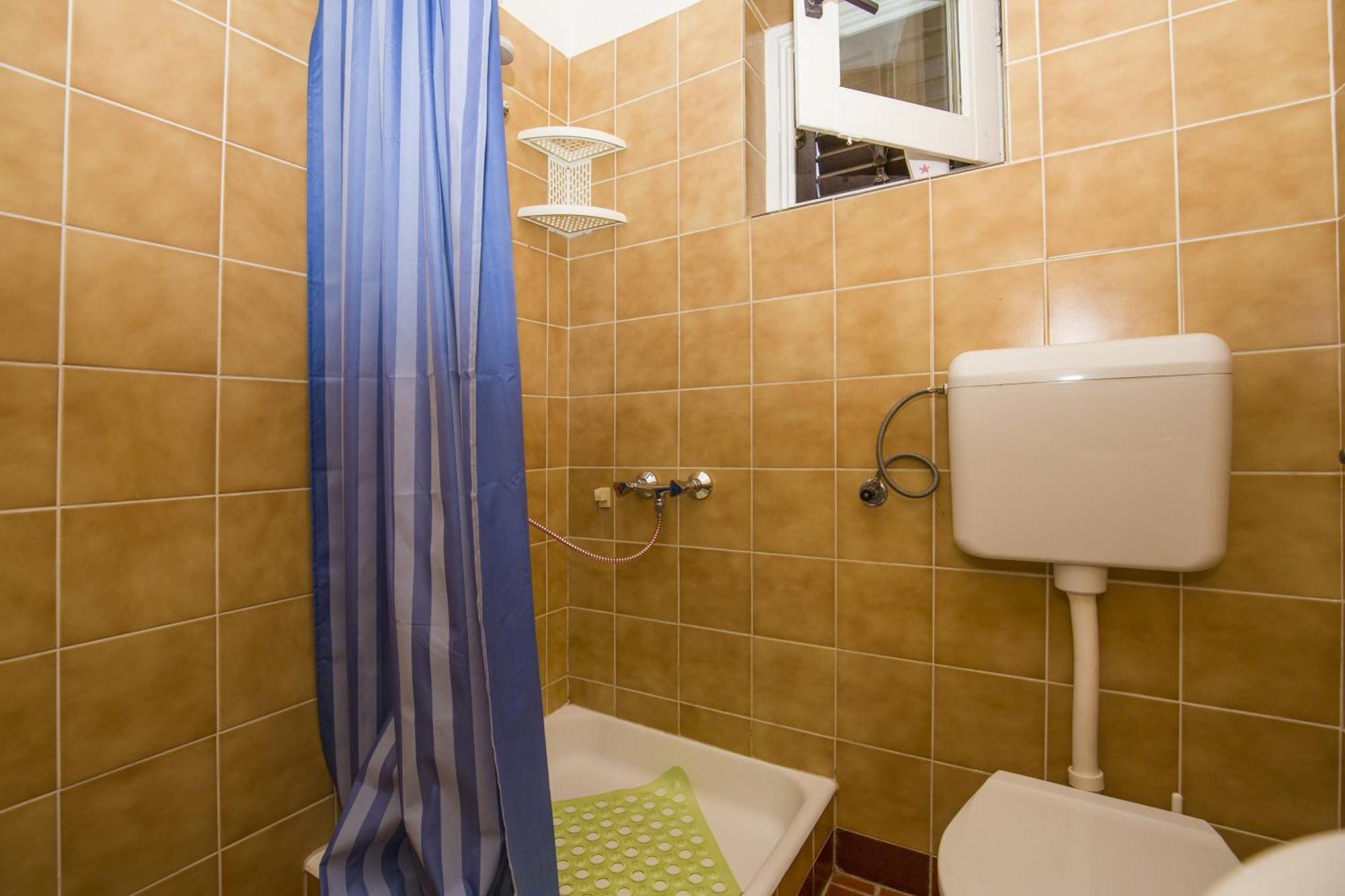 Rooms Padovan Banjol Εξωτερικό φωτογραφία